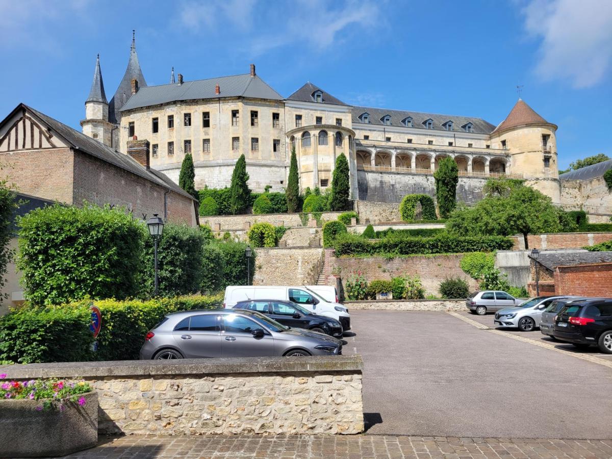 Appartement Avec Terrasse Gaillon Bagian luar foto
