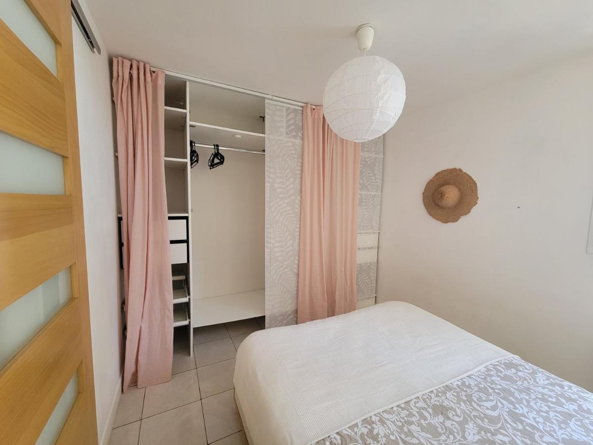 Appartement Avec Terrasse Gaillon Bagian luar foto